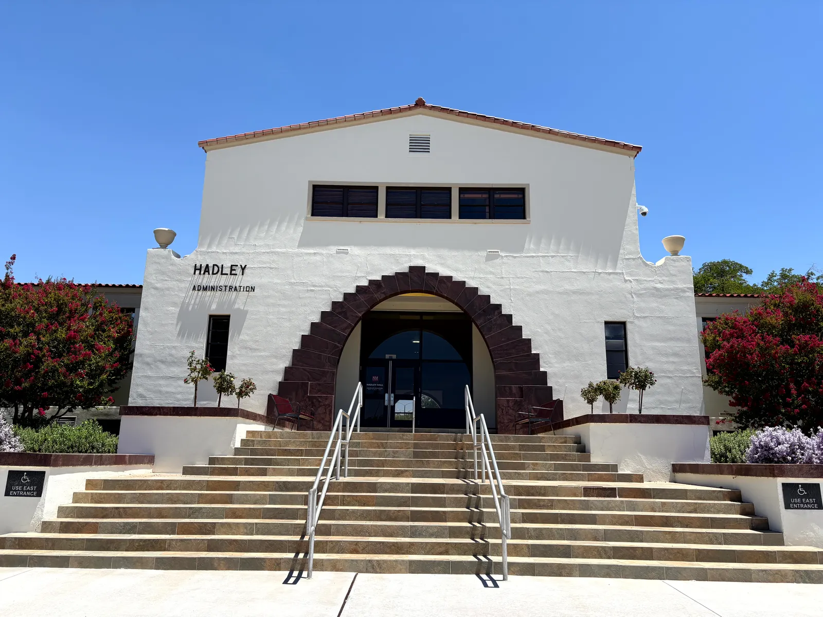 Photograph of Nmsu2 at Las Cruces, New Mexico.