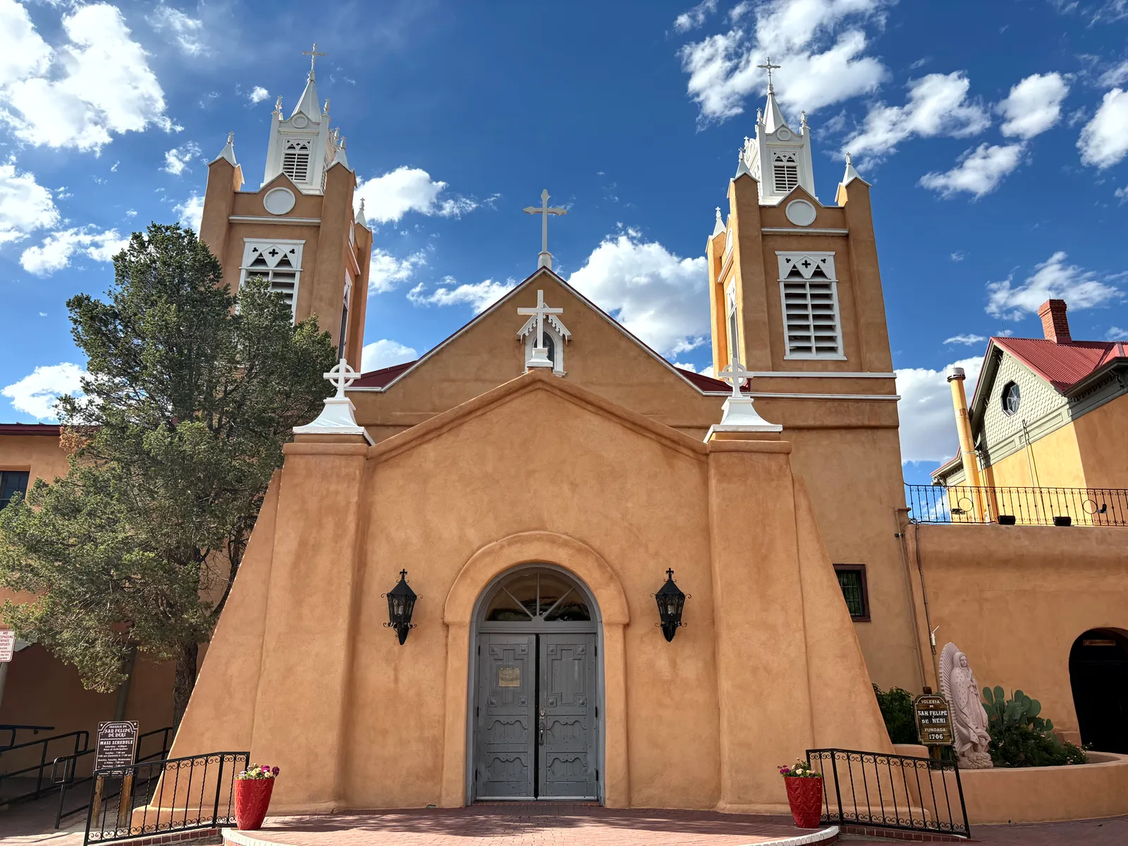 Old Town Albuquerque plaza