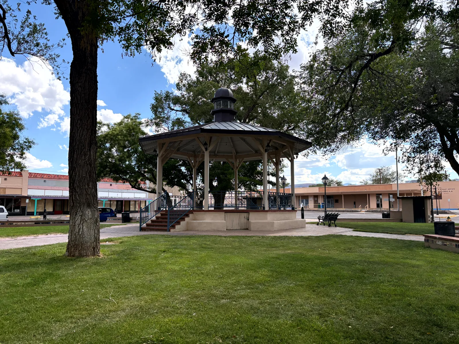 Photograph of Plaza2 at Socorro, New Mexico.