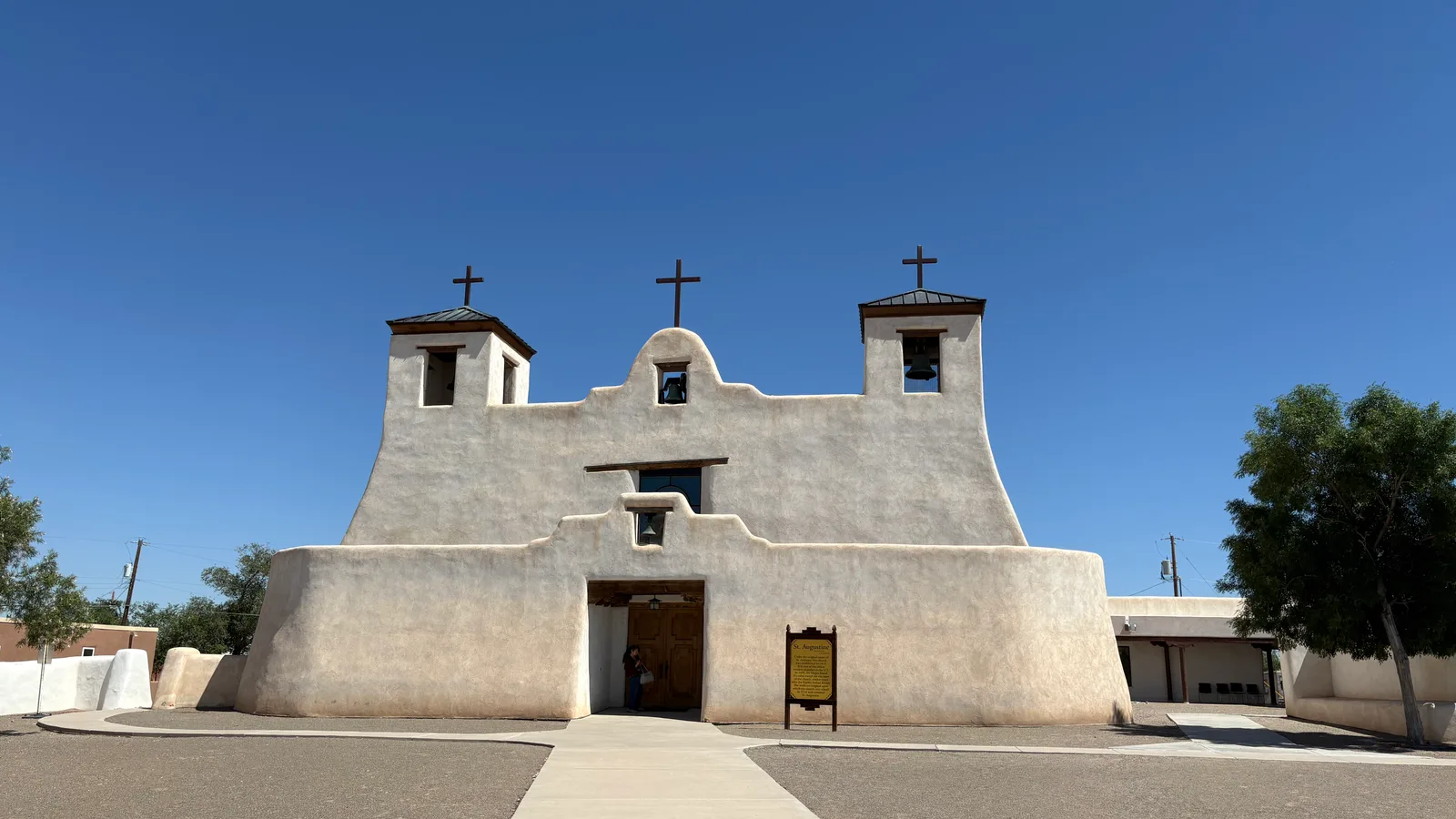 Scenic view of Isleta Pueblo