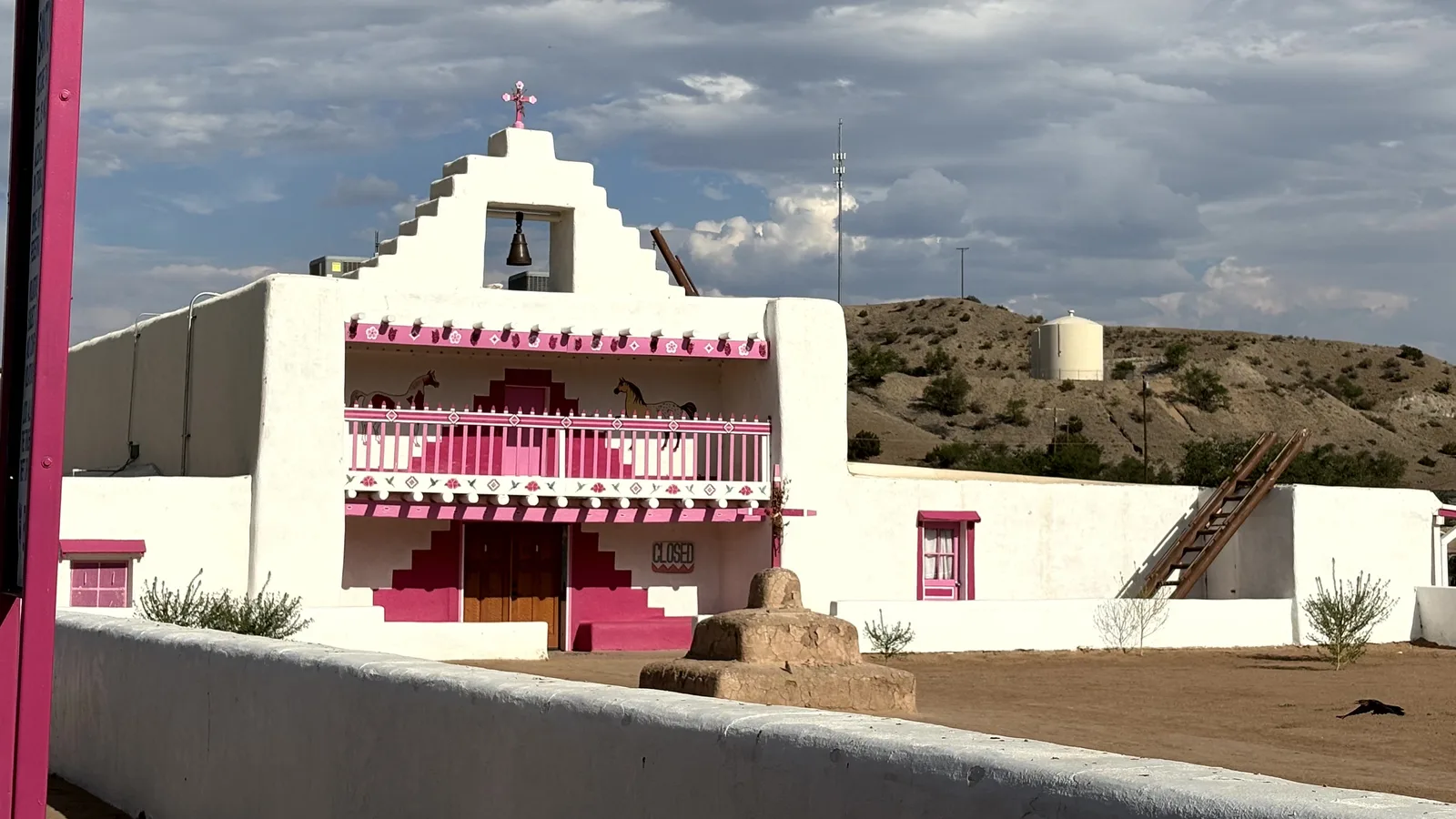 Scenic view of Kewa Pueblo
