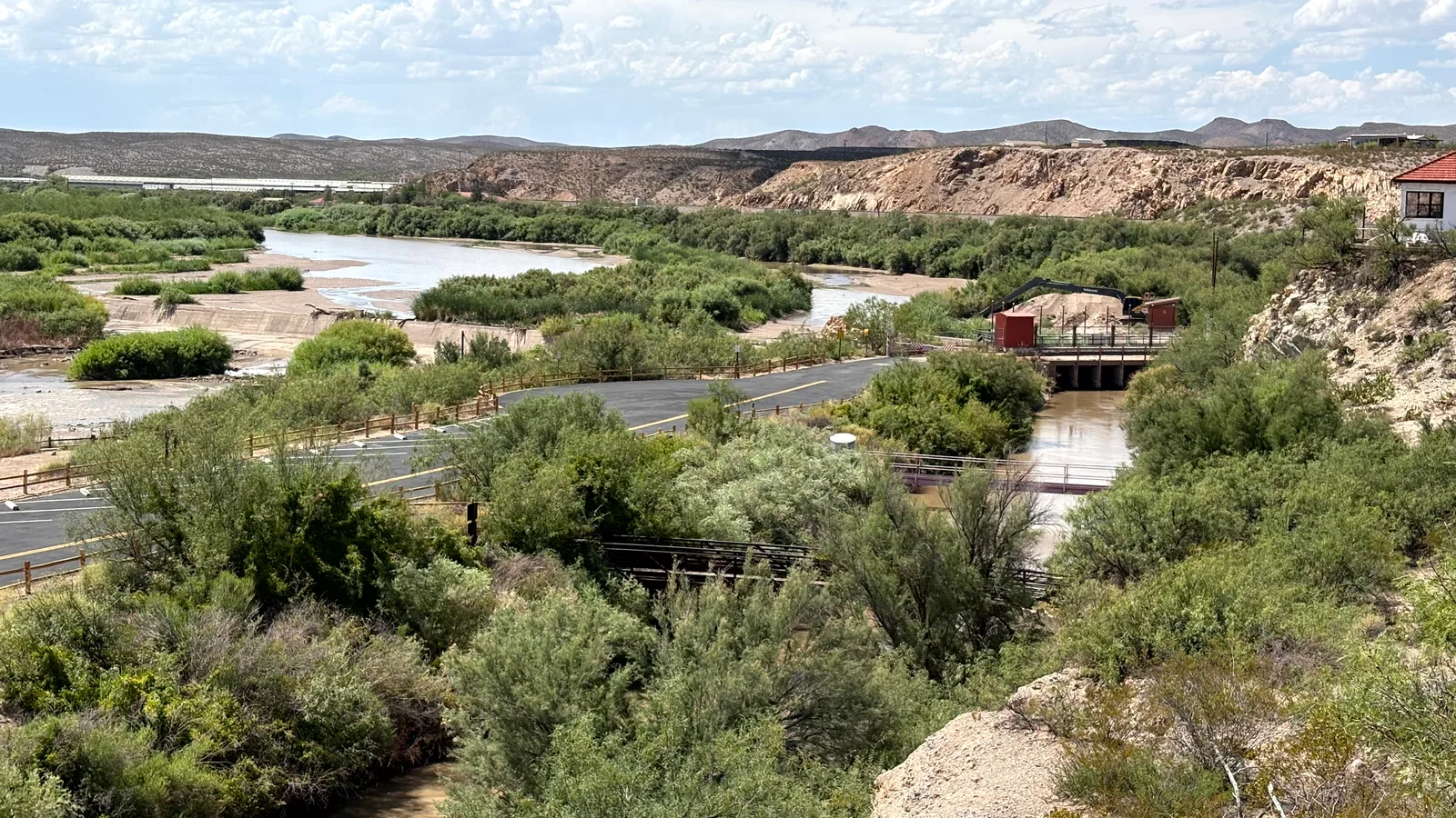 Scenic view of Leasburg Dam State Park